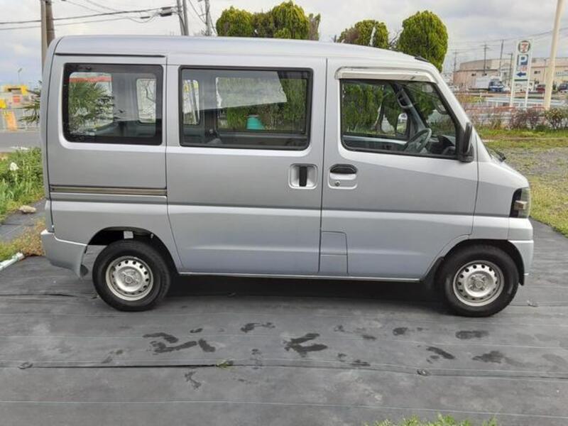 MINICAB VAN
