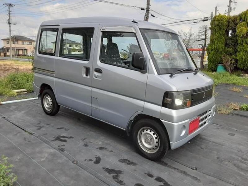 MINICAB VAN