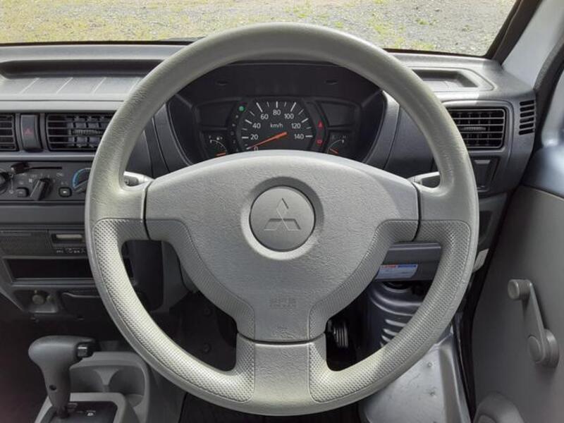 MINICAB VAN
