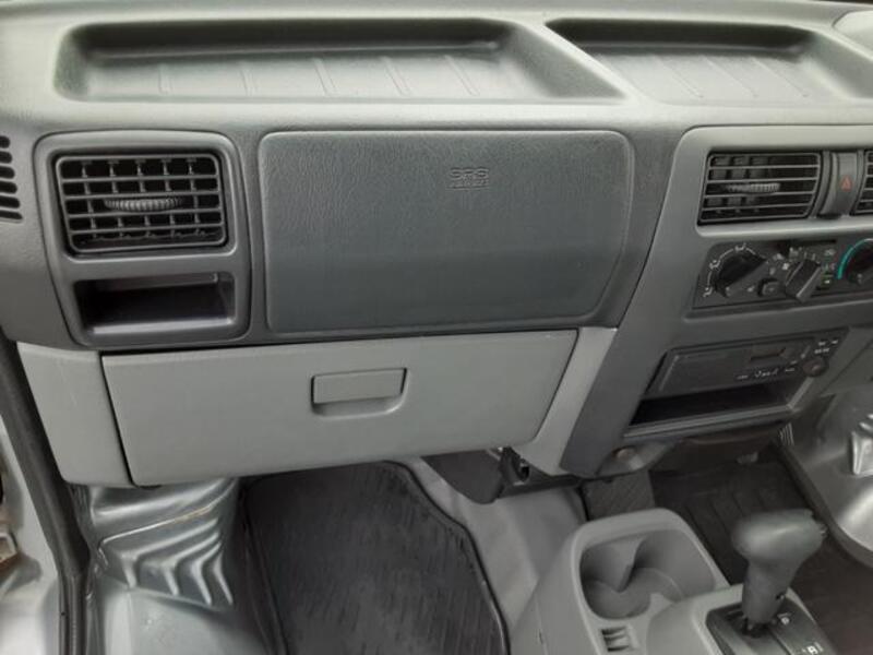MINICAB VAN