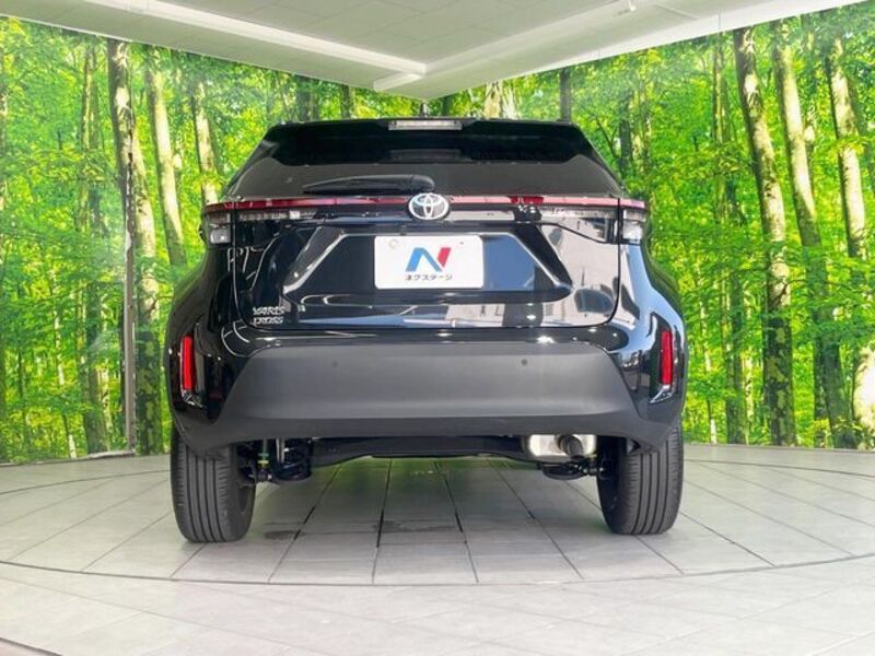 YARIS CROSS
