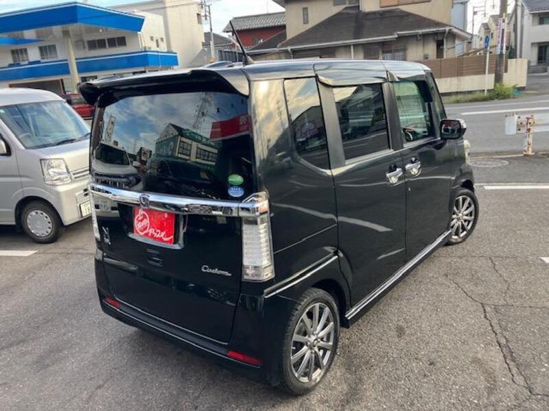 N BOX CUSTOM