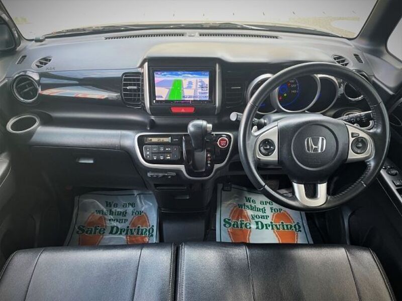 N BOX CUSTOM