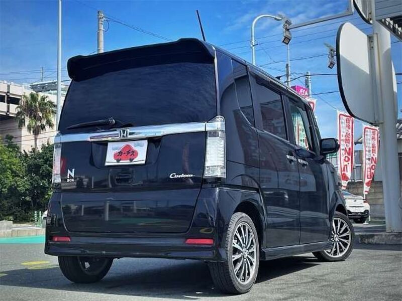N BOX CUSTOM