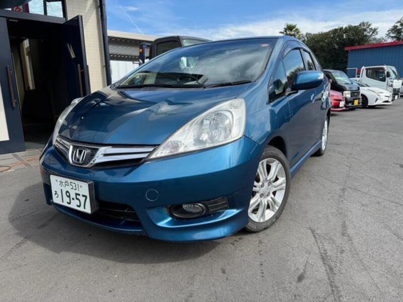 HONDA FIT SHUTTLE