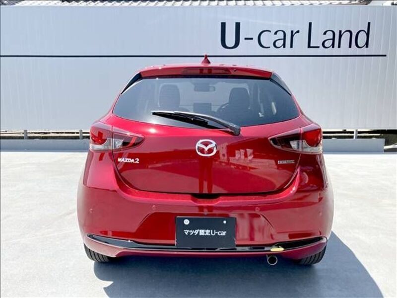 MAZDA2
