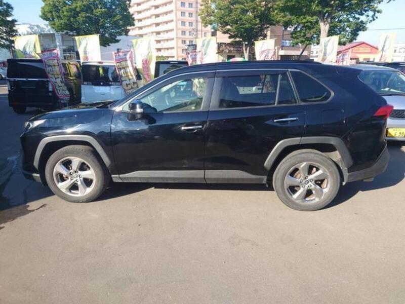 RAV4