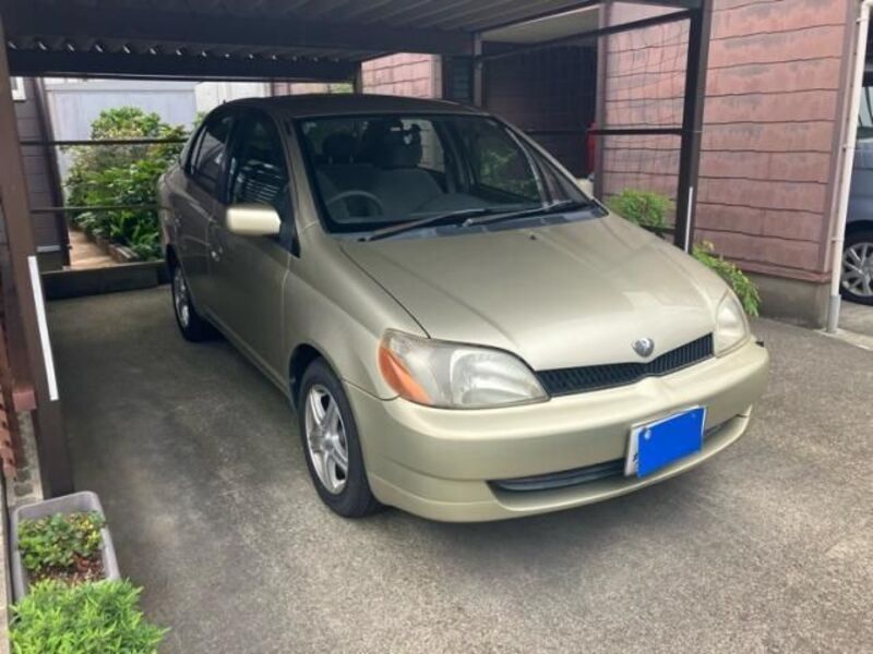 TOYOTA PLATZ