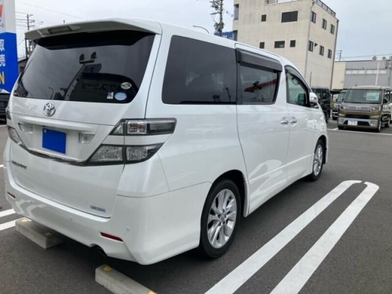 VELLFIRE