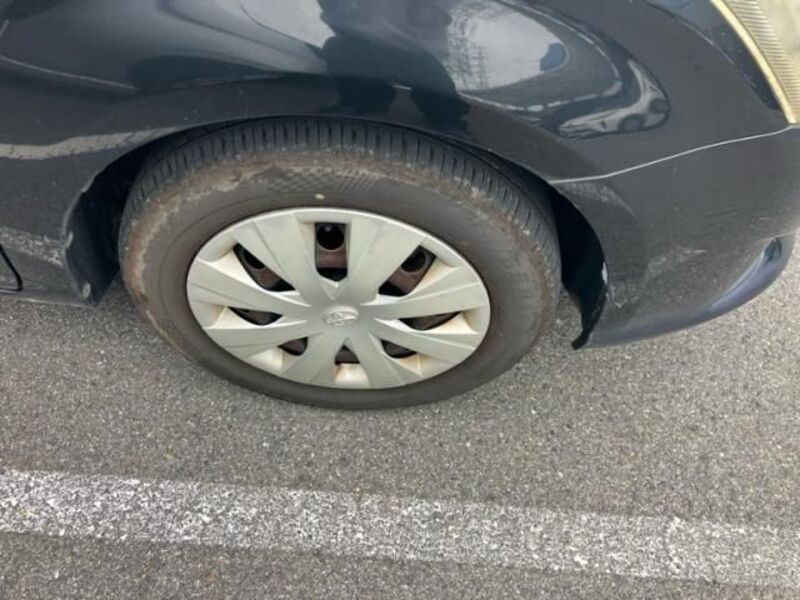 COROLLA AXIO