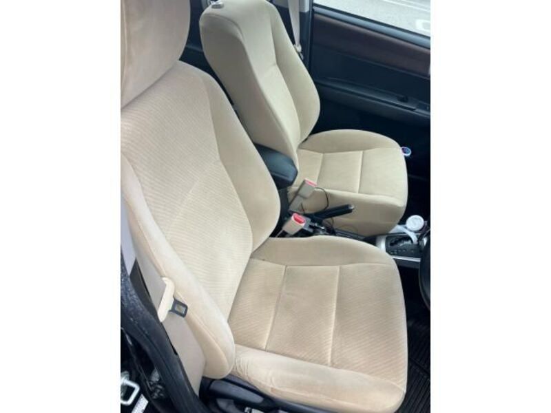 COROLLA AXIO