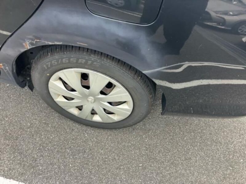 COROLLA AXIO