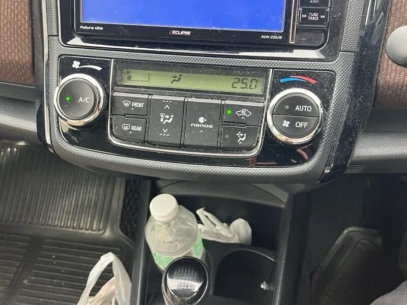 COROLLA AXIO