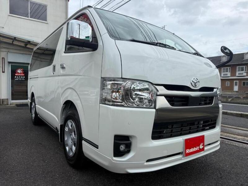 HIACE VAN