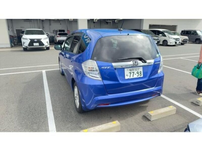FIT HYBRID