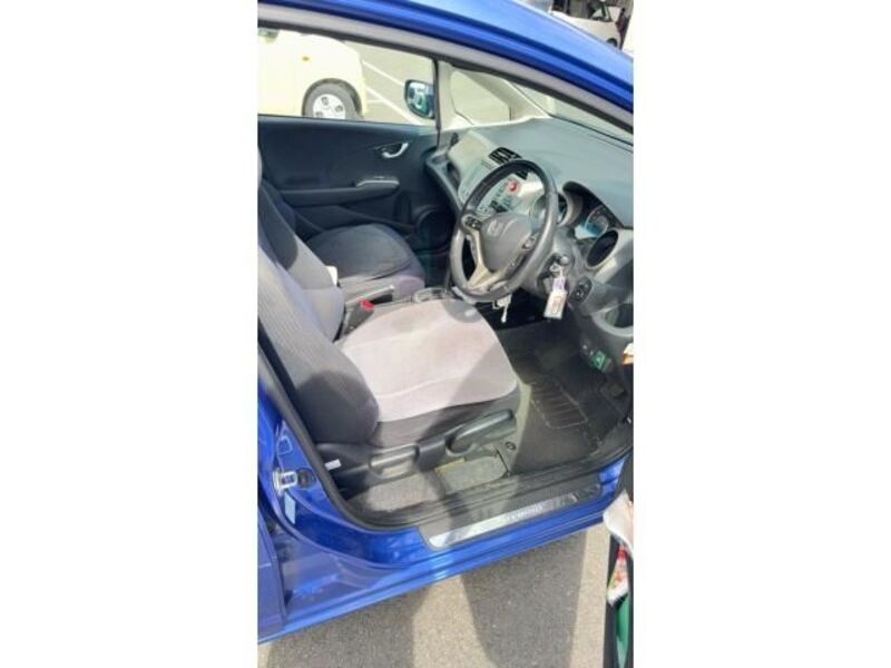 FIT HYBRID