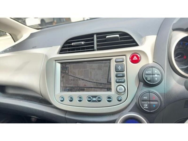 FIT HYBRID