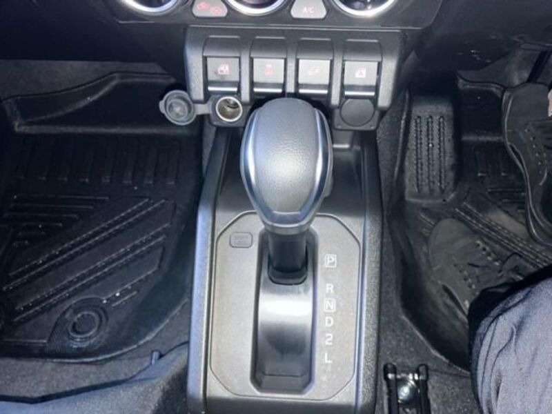 JIMNY SIERRA