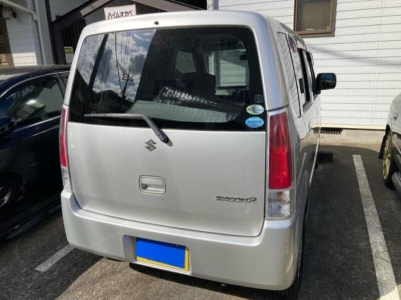 WAGON R