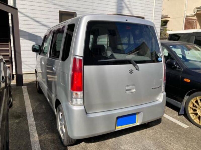 WAGON R