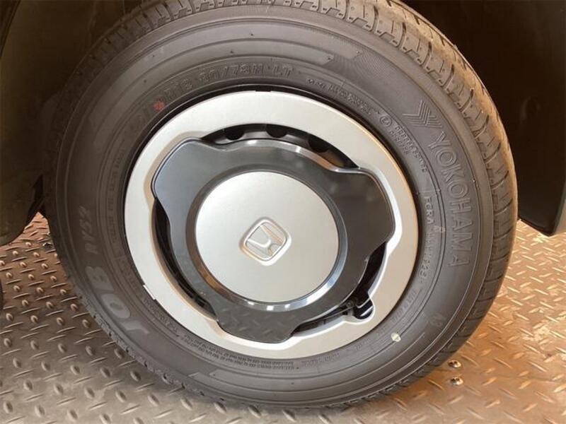 N-VAN