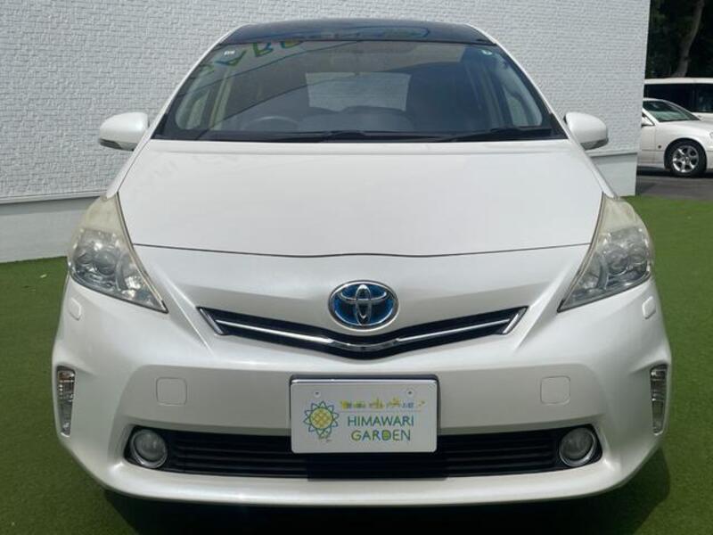 PRIUS ALPHA