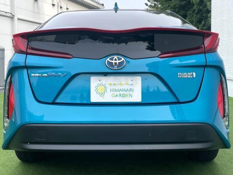 PRIUS PHV