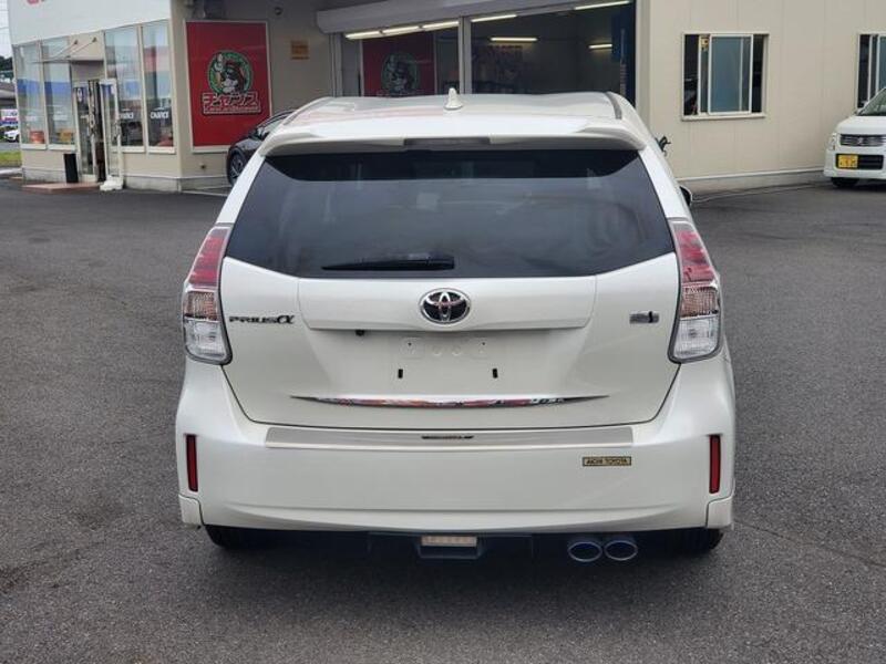 PRIUS ALPHA