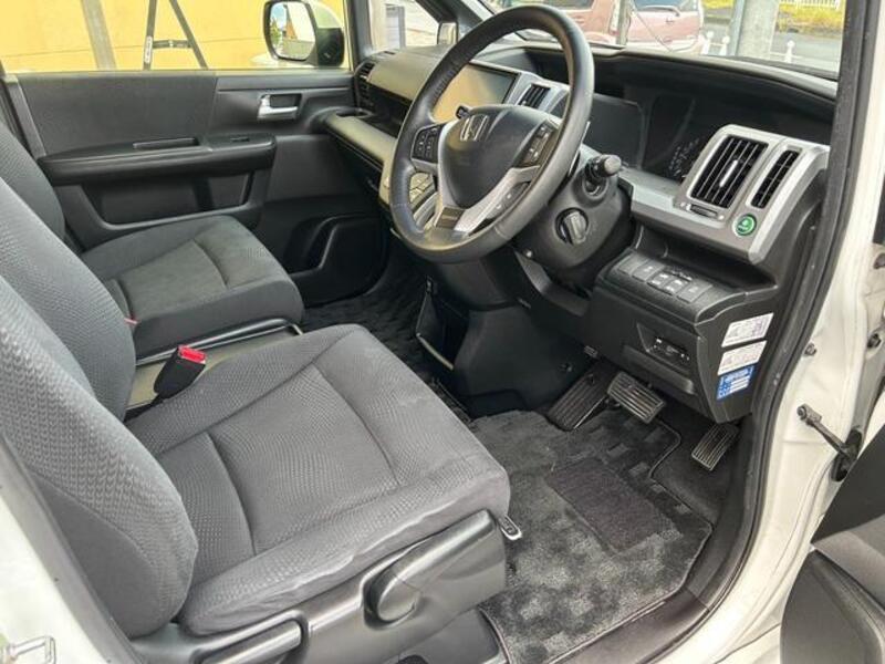 STEPWAGON SPADA