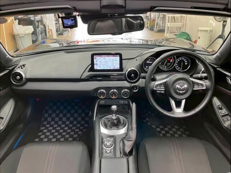 ROADSTER