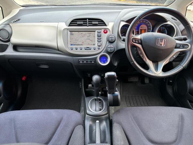 FIT HYBRID