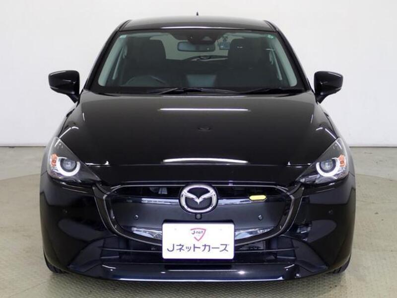 MAZDA2
