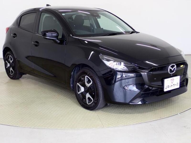 MAZDA2