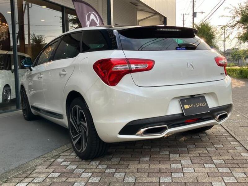 DS5