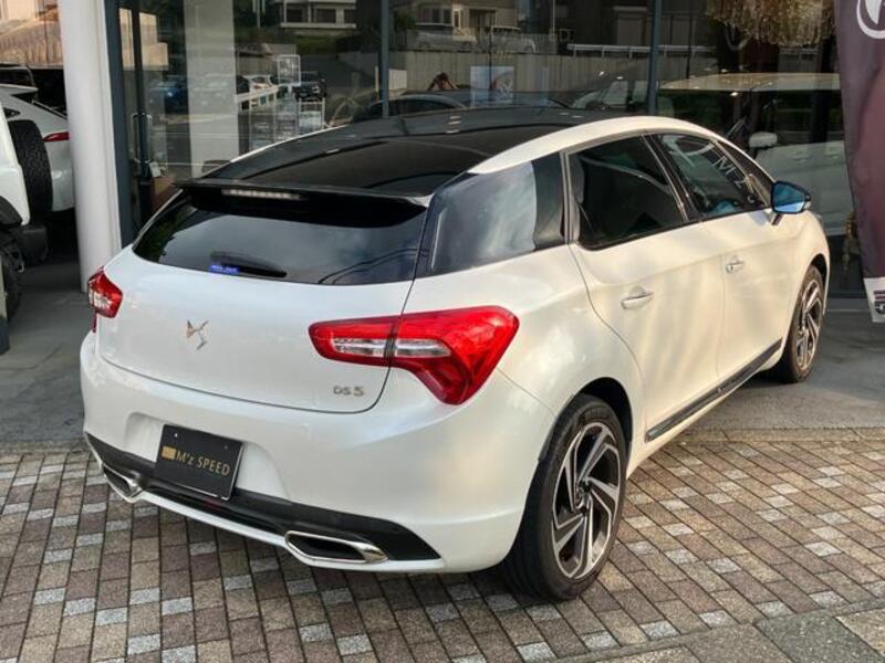 DS5
