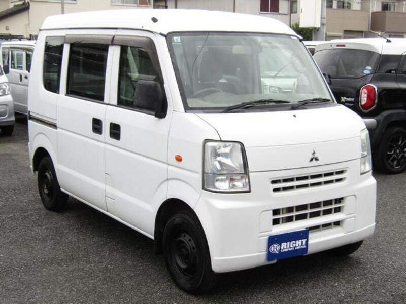 MINICAB VAN