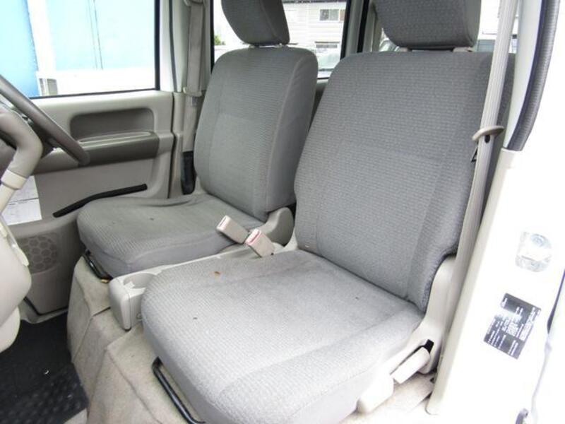 MINICAB VAN
