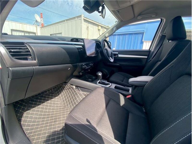 HILUX