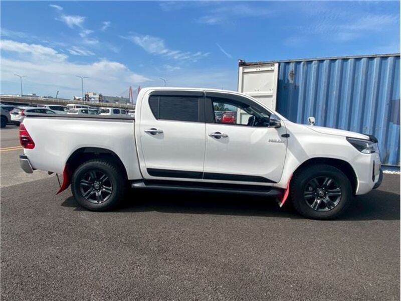 HILUX