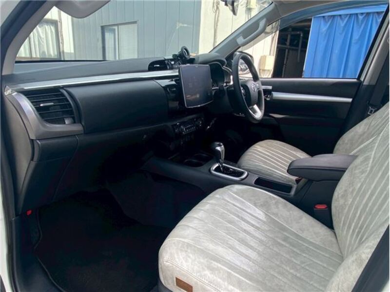 HILUX
