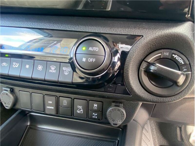 HILUX