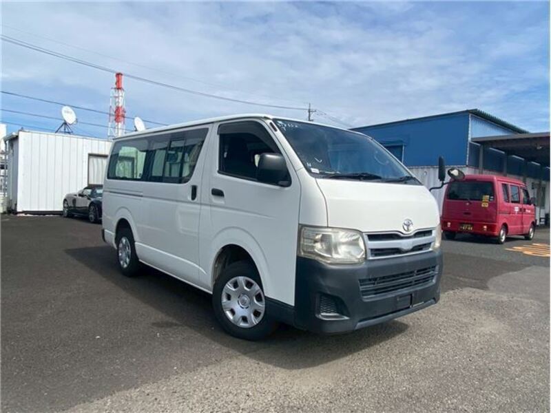 HIACE VAN