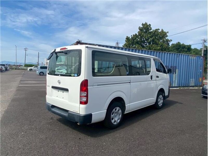 HIACE VAN