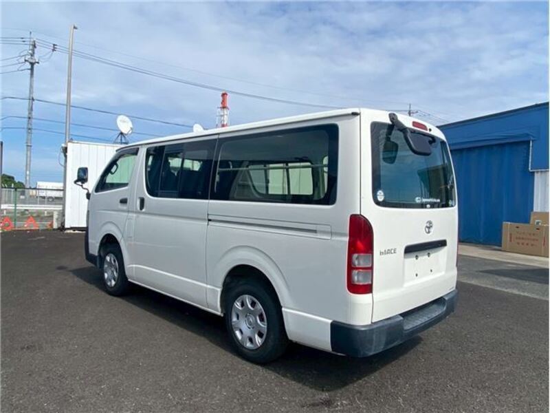 HIACE VAN