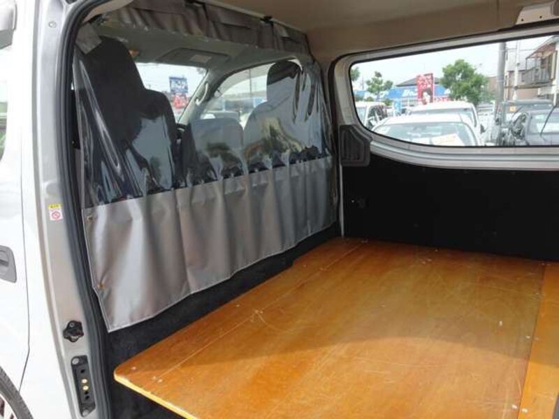 NV350 CARAVAN
