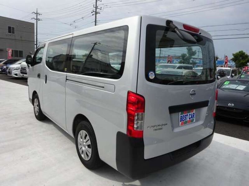 NV350 CARAVAN