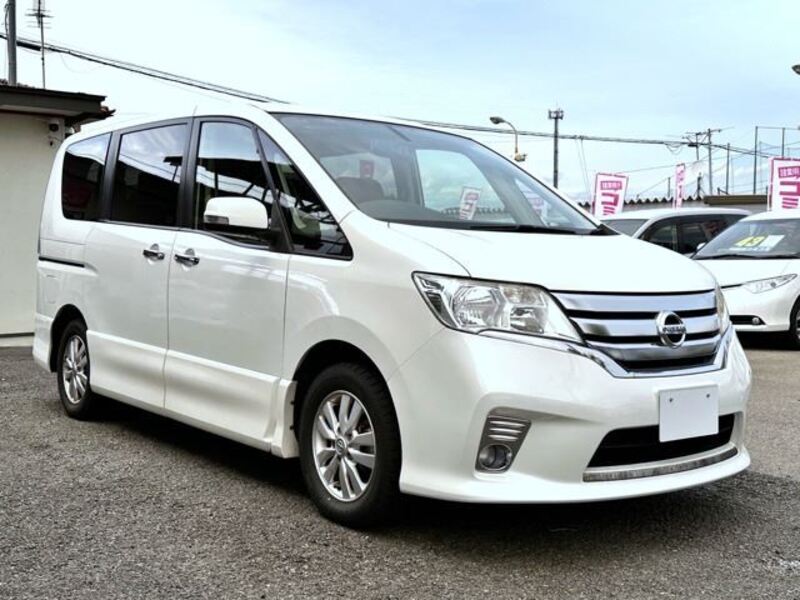 NISSAN SERENA