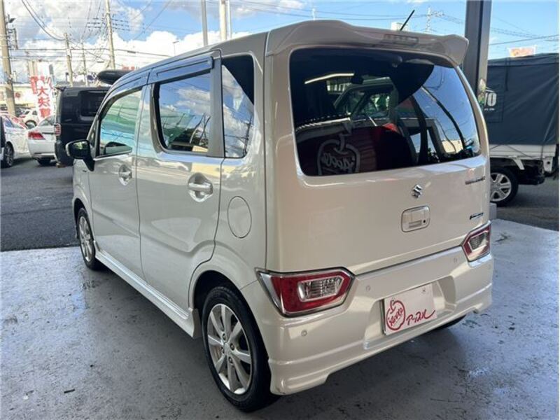 WAGON R