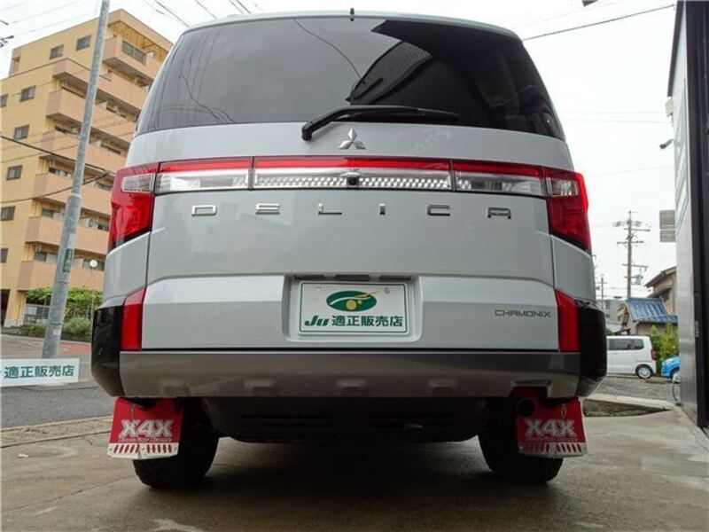 DELICA D5