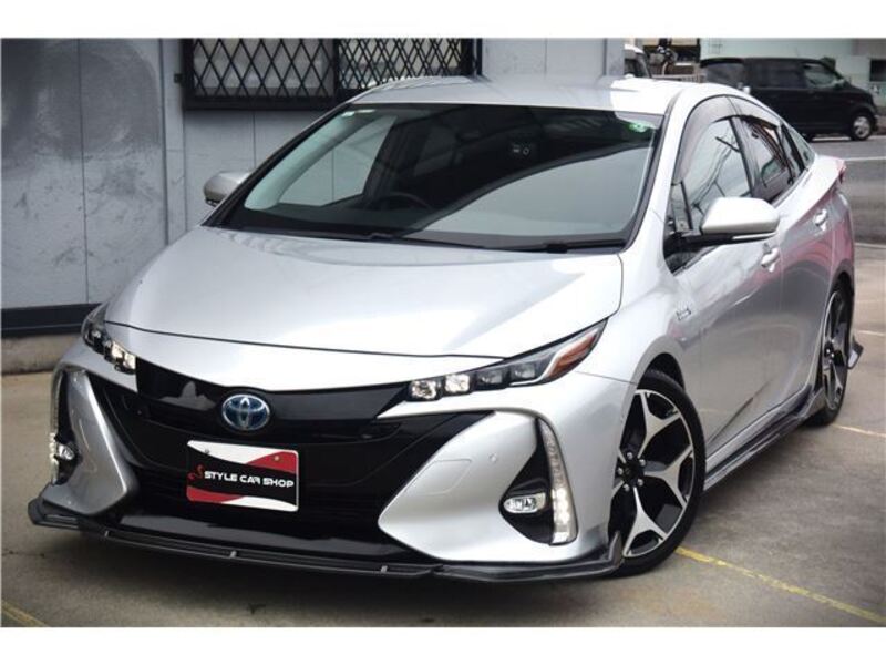 PRIUS PHV